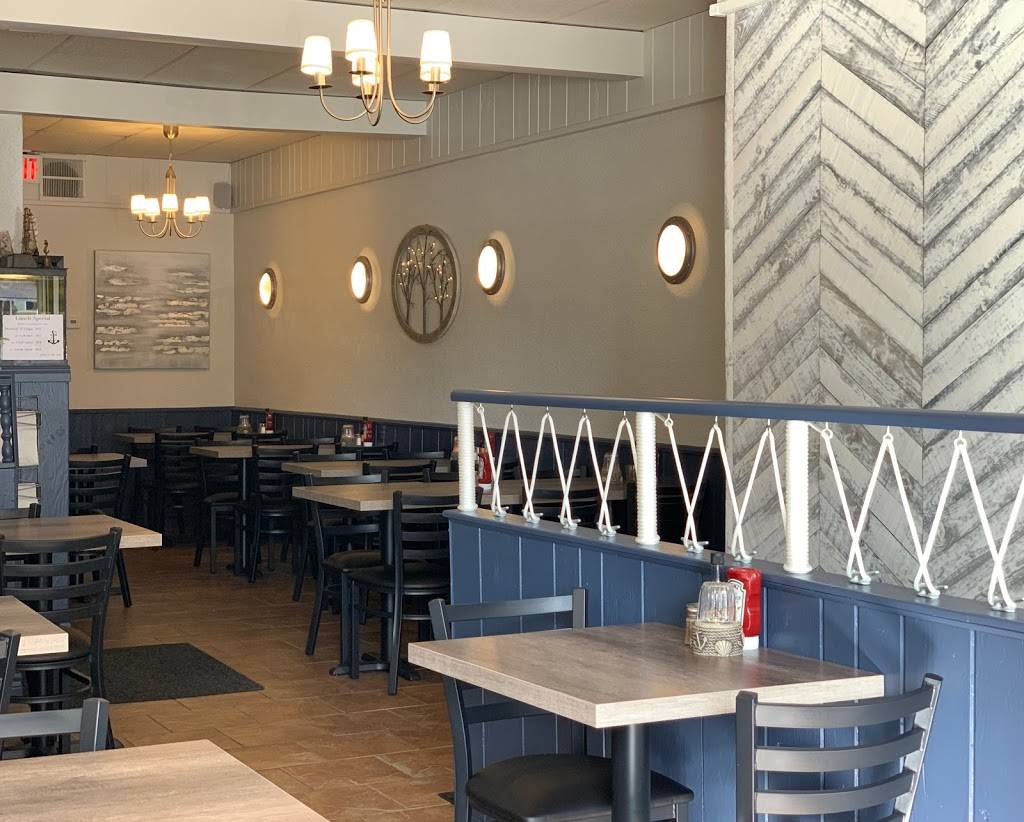 Johns Fish N Chips | meal takeaway | 5090 Dundas St W, Etobicoke, ON M9A 1C2, Canada | 4162313474 OR +1 416-231-3474