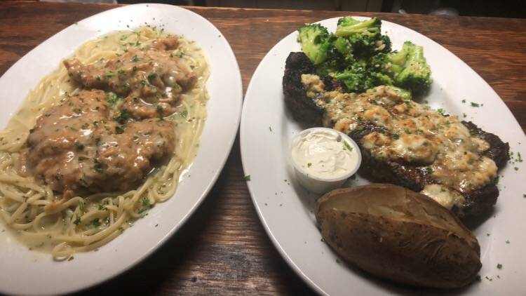 Tonys Italian Restaurant | restaurant | 1191 Rte 9W, Marlboro, NY 12542, USA | 8452369658 OR +1 845-236-9658