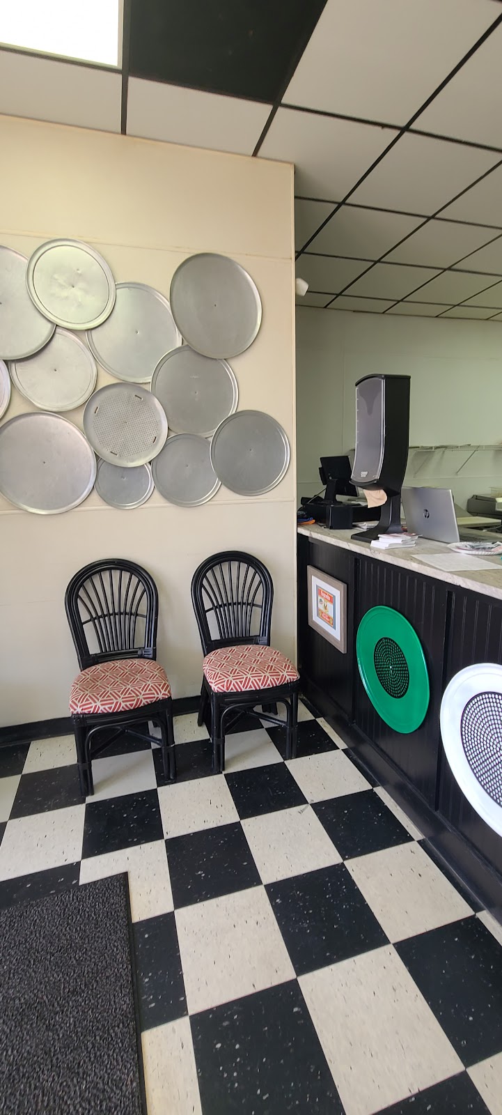 Jays Incredible Pizza | meal delivery | 3600 College Rd A, Wilmington, NC 28412, USA | 9107917080 OR +1 910-791-7080