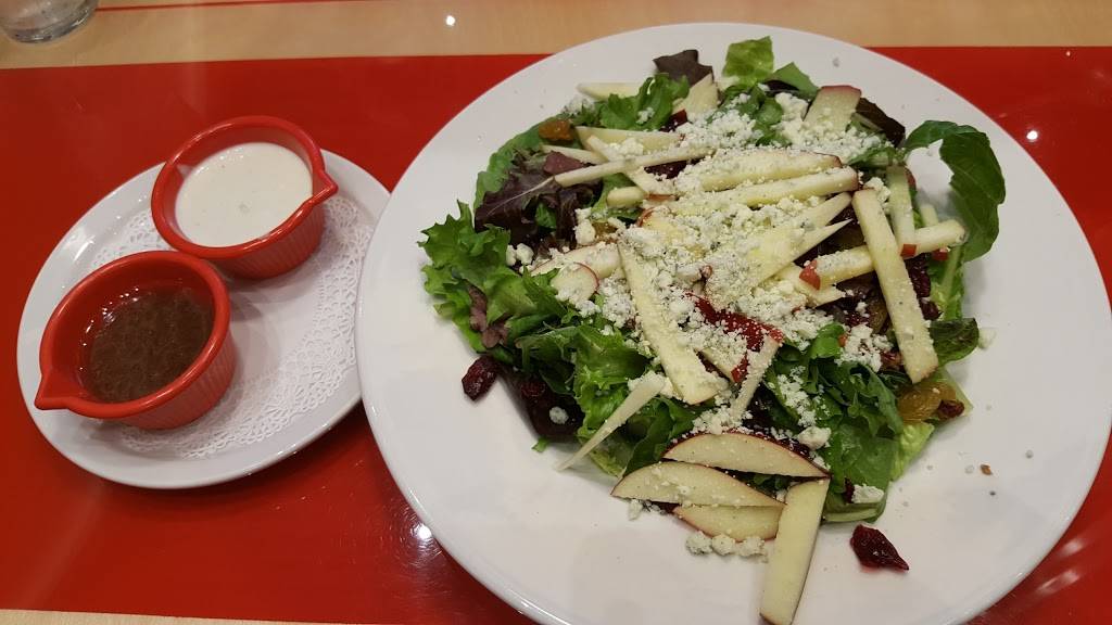 Rubys Diner | restaurant | 101 W Avenida Vista Hermosa, San Clemente, CA 92672, USA | 9494927829 OR +1 949-492-7829