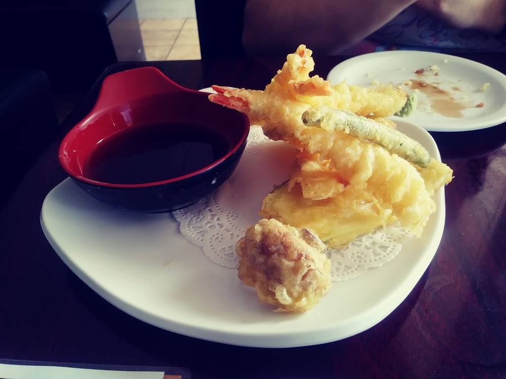 Sushi Gone Wild | restaurant | 24004 Vista Montana, Torrance, CA 90505, USA | 3103730706 OR +1 310-373-0706