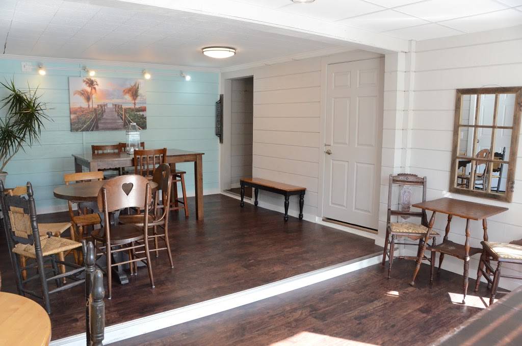 Bayside Bistro | restaurant | 1105 Christie St suite a, Davenport, IA 52803, USA | 5632778042 OR +1 563-277-8042