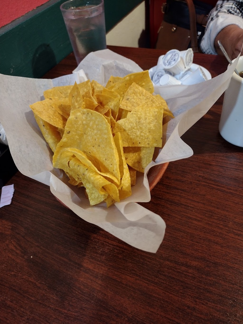 Hidalgos Restaurant | restaurant | 1315 N Chadbourne St, San Angelo, TX 76903, USA | 3256584827 OR +1 325-658-4827