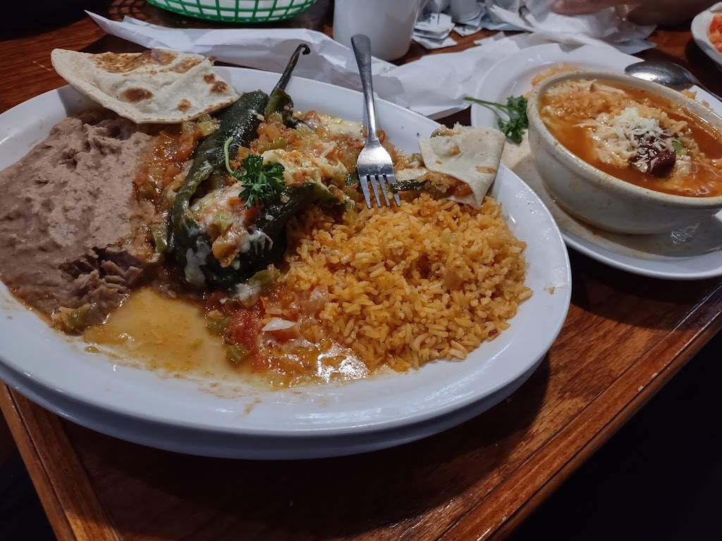 Dannys | restaurant | 5120 TX-359, Laredo, TX 78043, USA | 9567223332 OR +1 956-722-3332