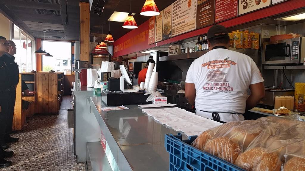 Burguesa Burger | restaurant | 710 Fort Worth Ave, Dallas, TX 75208, USA | 2147487376 OR +1 214-748-7376