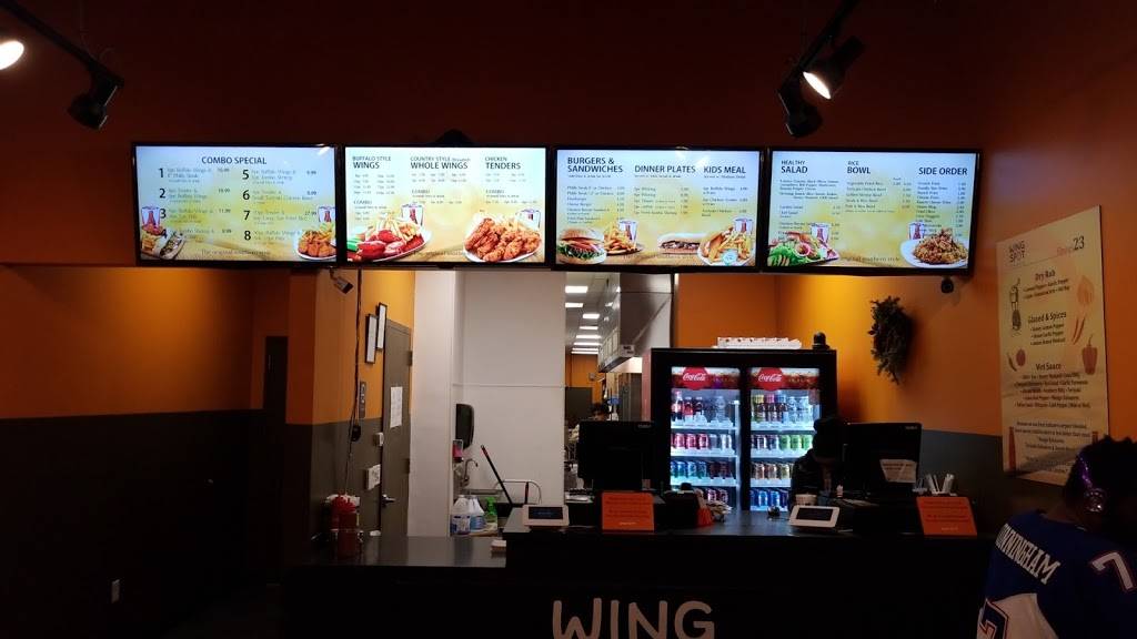 Wing spot | restaurant | 5675 N Front St #101, Philadelphia, PA 19120, USA | 2152242440 OR +1 215-224-2440