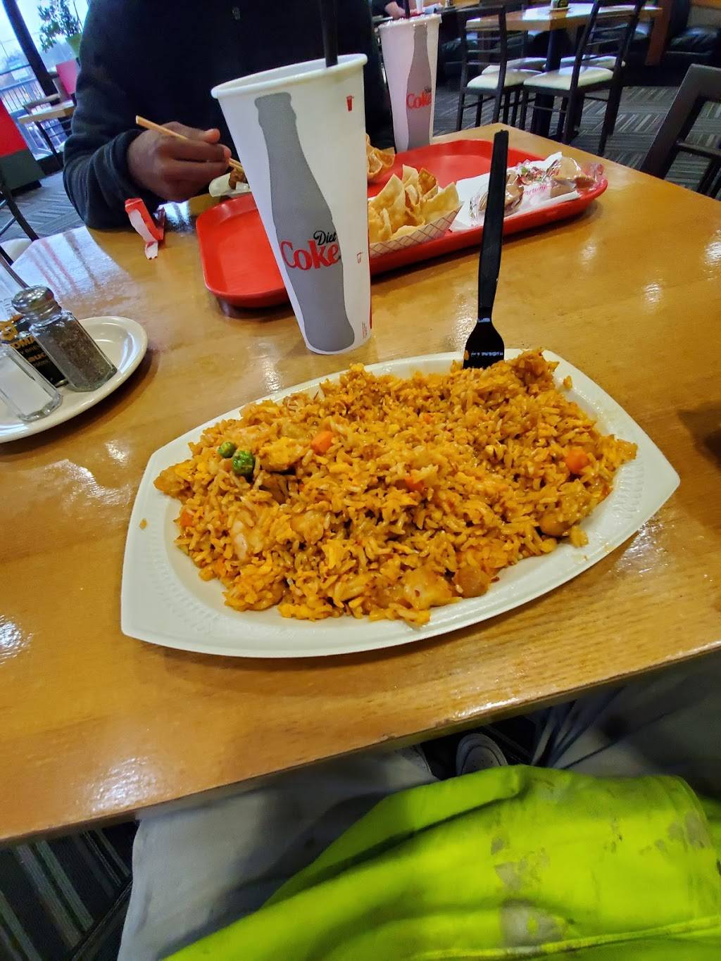 Imperial Palace Express | restaurant | 810 Galvin Rd S, Bellevue, NE 68005, USA | 4022937878 OR +1 402-293-7878