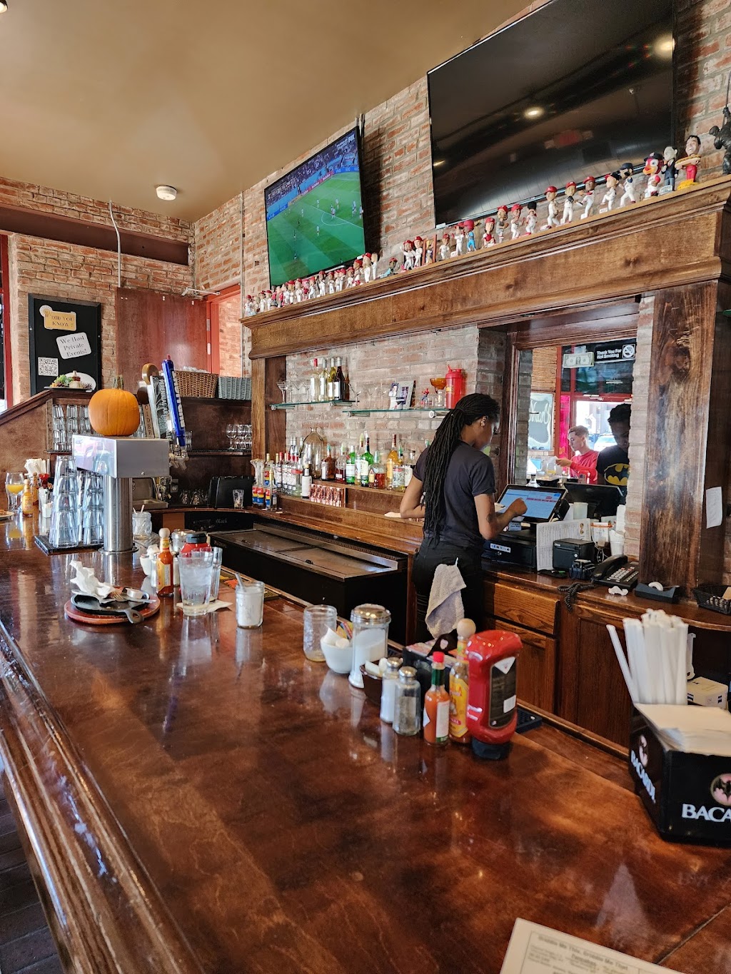 hatchd STL | restaurant | 6931 Gravois Ave, St. Louis, MO 63116, USA | 3144481642 OR +1 314-448-1642