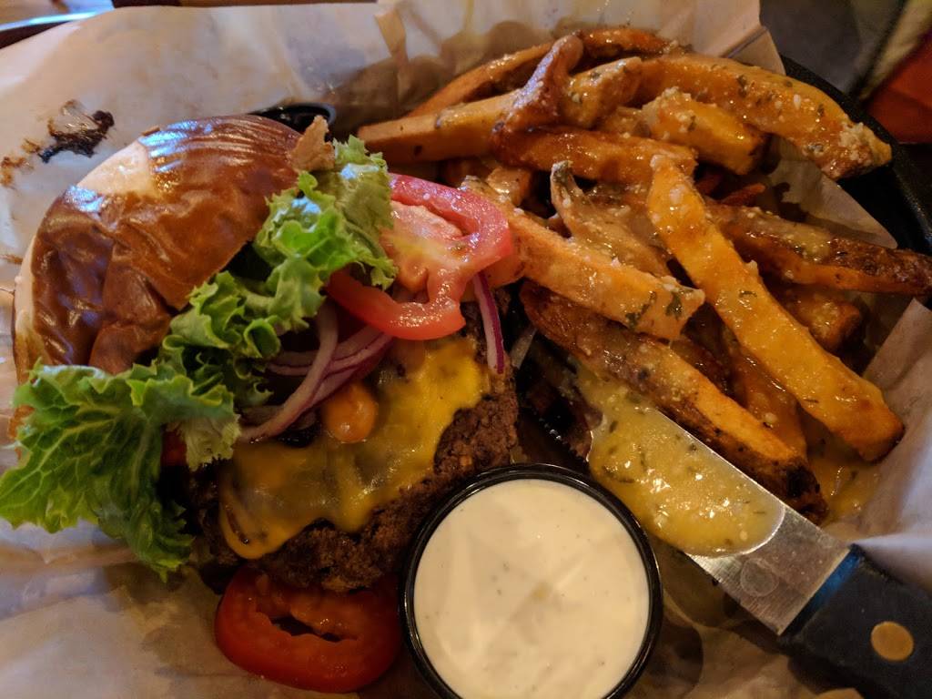 The Freight House Pub & Grill | restaurant | 50 N Prospect St, Norwalk, OH 44857, USA | 5674246573 OR +1 567-424-6573