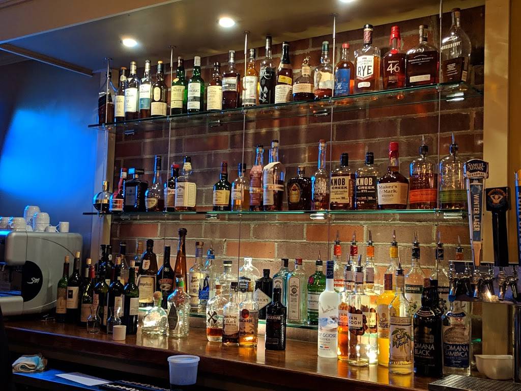 118 Main Street Kitchen & Spirits | restaurant | 118 Main St, Upton, MA 01568, USA | 5086031304 OR +1 508-603-1304