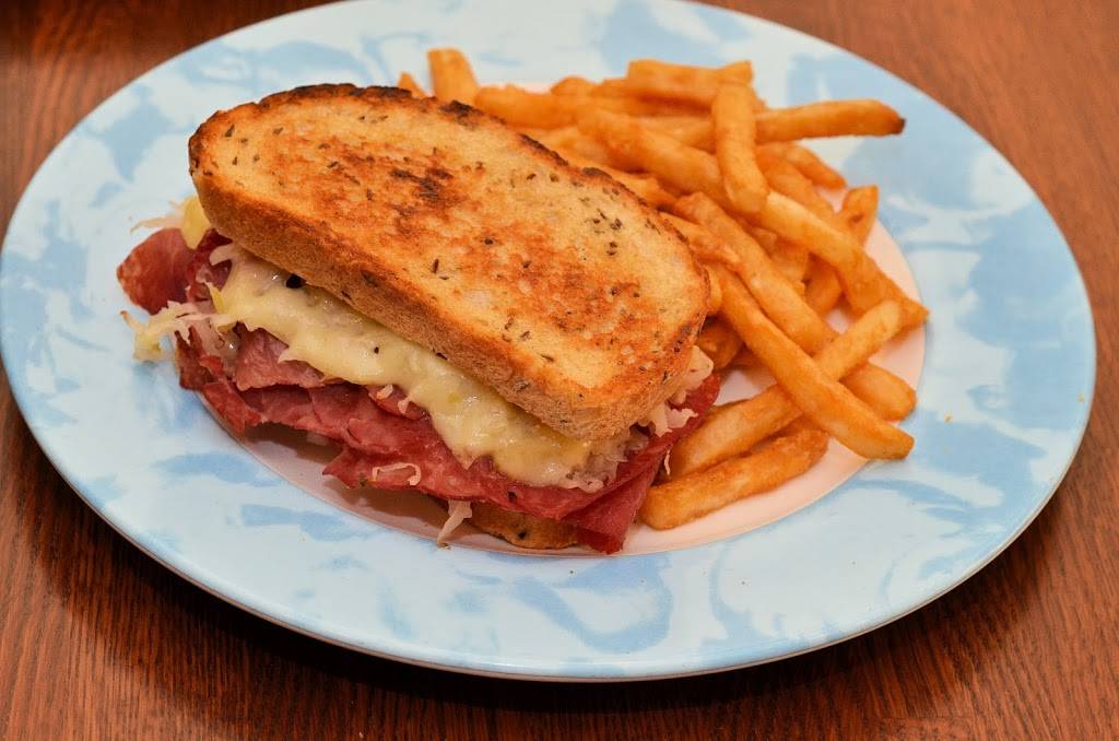 Hopsfrog Grille | restaurant | 6030 Burke Commons Rd, Burke, VA 22015, USA | 7032399324 OR +1 703-239-9324