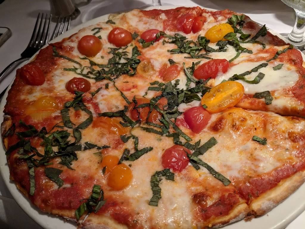 Za Zas Tavola Italiana | restaurant | 5047 Shoreline Rd, Barrington, IL 60010, USA | 8473811333 OR +1 847-381-1333