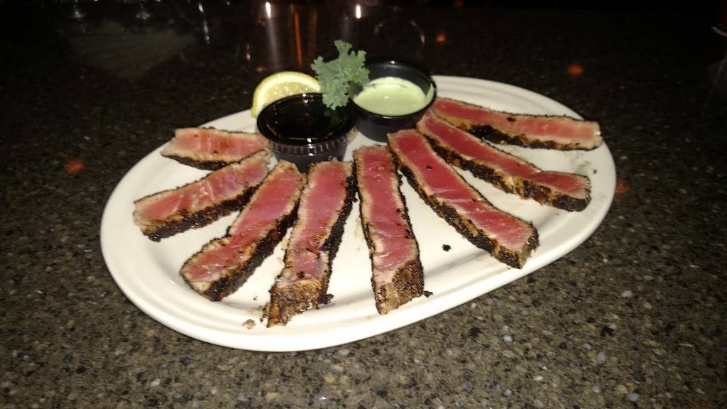 The Backyard Steak Pit | restaurant | 1818 N Grandwood Dr, Gurnee, IL 60031, USA | 8473565200 OR +1 847-356-5200