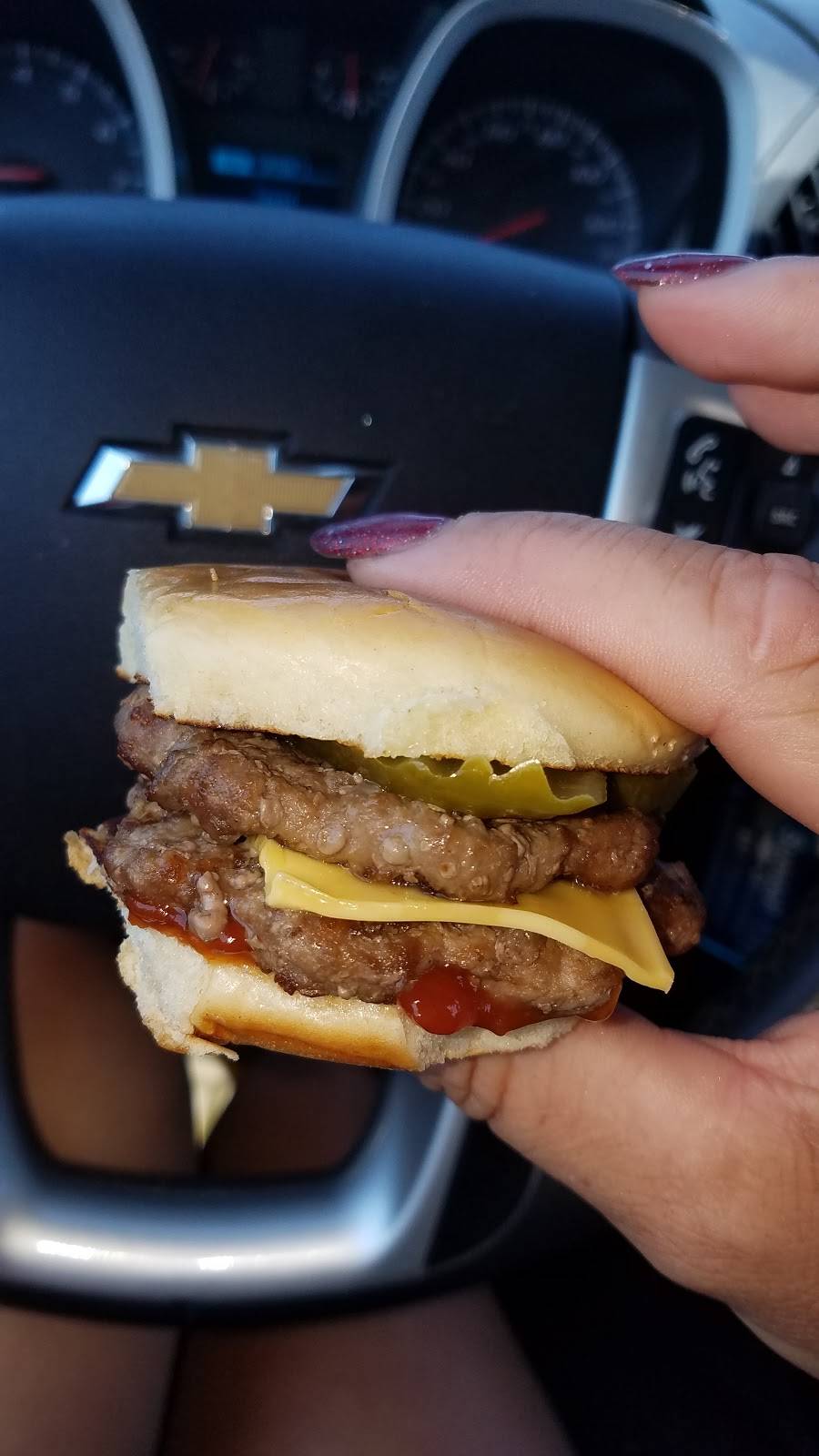 Hardees | restaurant | 240 N 13th St, Decatur, IN 46733, USA | 2603019158 OR +1 260-301-9158