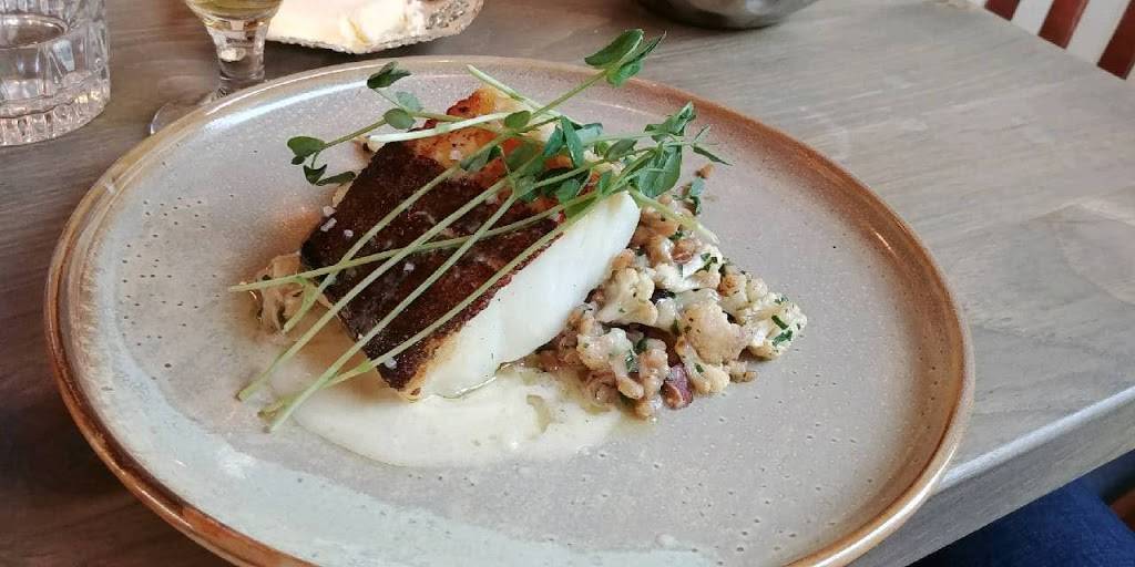 Bistro Lounge Garçons! | restaurant | 1049 Rue Valiquette, Sainte-Adèle, QC J8B 2M4, Canada | 4507451566 OR +1 450-745-1566