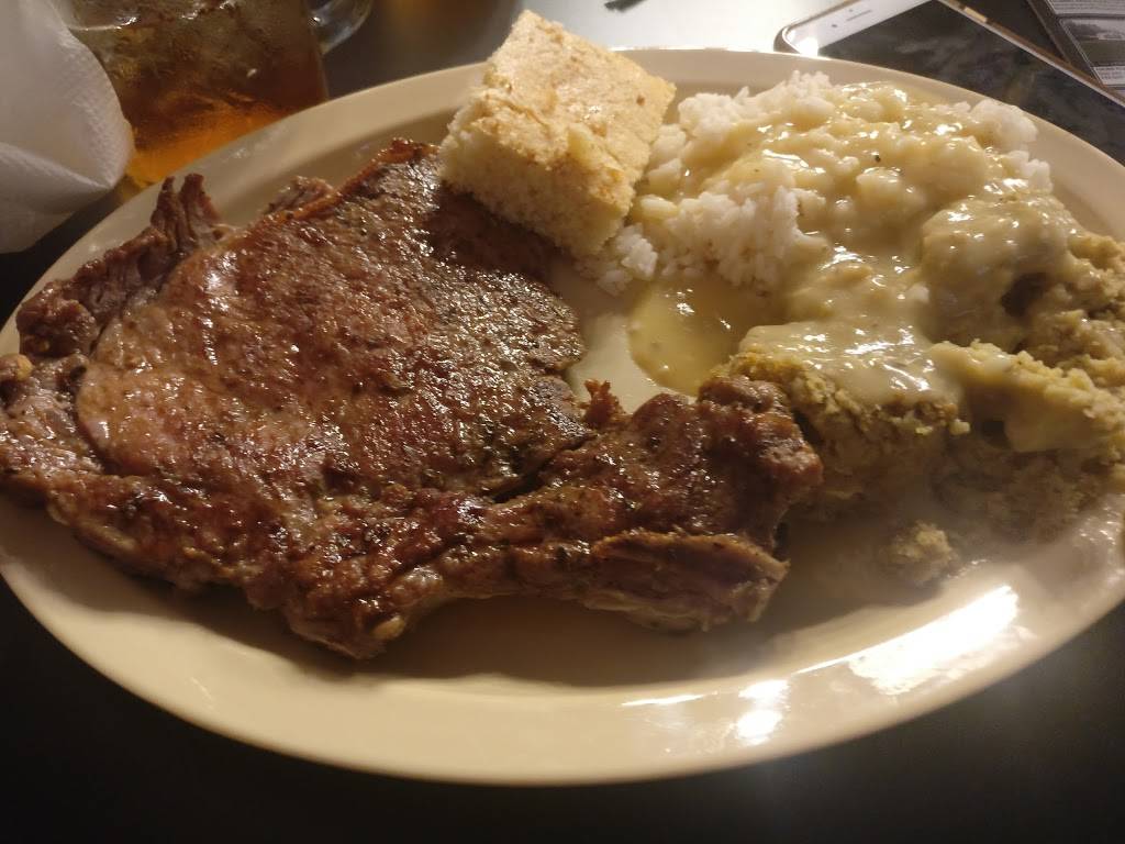 Southern Soul on Main | restaurant | 312 Main St, Greenwood, SC 29646, USA | 8642233881 OR +1 864-223-3881