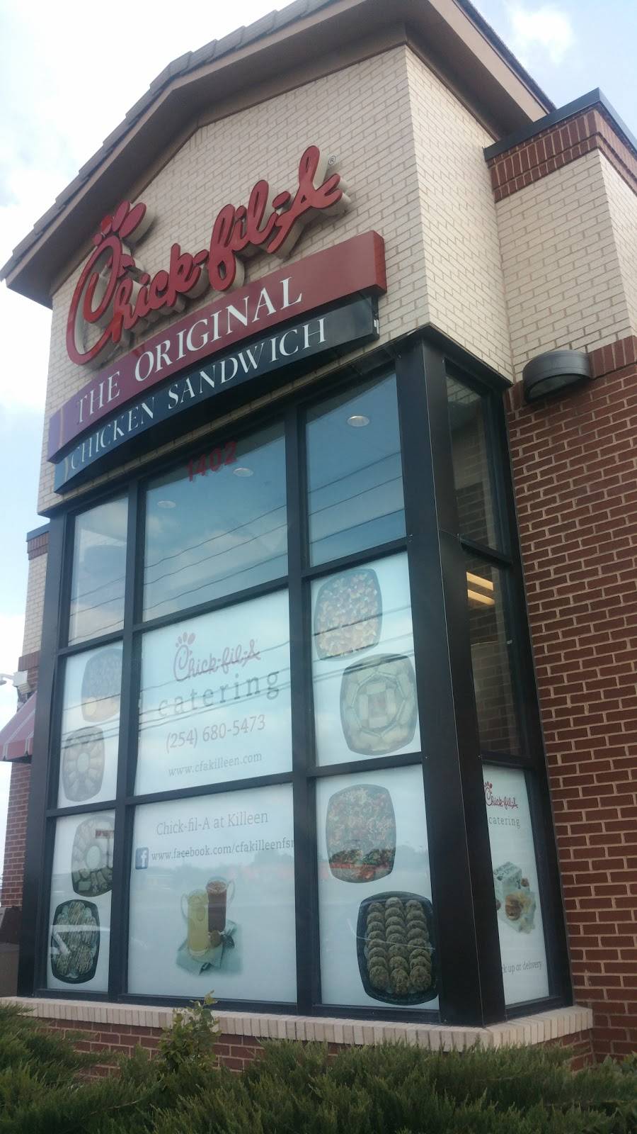 Chick-fil-A | restaurant | 1400 E Central Texas Expy, Killeen, TX 76541, USA | 2546805473 OR +1 254-680-5473