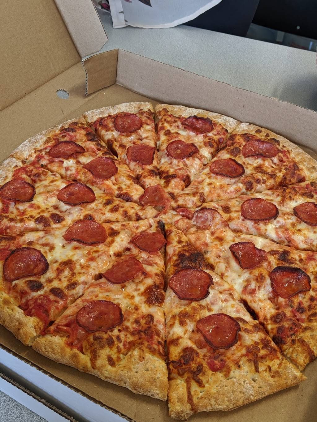 Pizza Stop | restaurant | Edelweiss Plaza, 600 Doon Village Rd, Kitchener, ON N2P 1G6, Canada | 2266472020 OR +1 226-647-2020