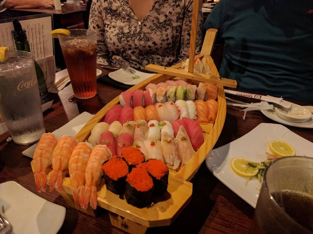 Edohana Hibachi & Sushi | restaurant | 1501 W State Hwy 114 #100, Grapevine, TX 76051, USA | 8172512004 OR +1 817-251-2004