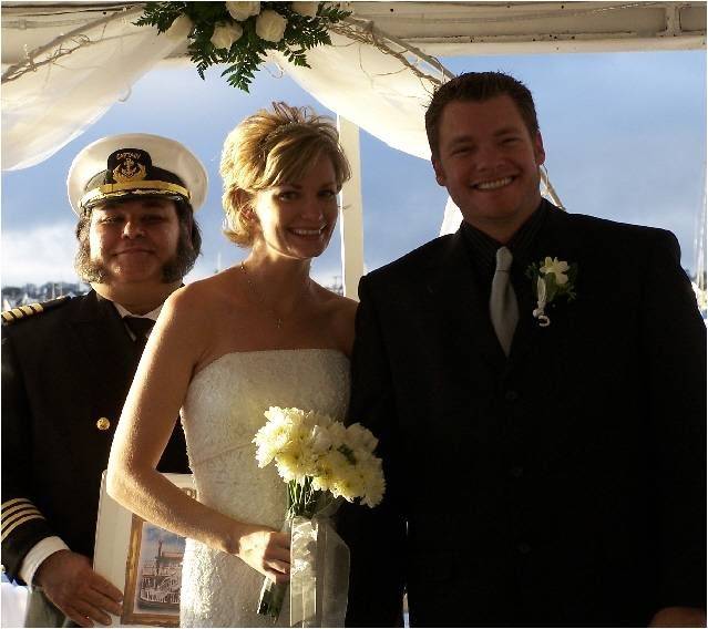 Riverboat Angela Louise | restaurant | 700 Edgewater Pl, Newport Beach, CA 92661, USA | 9496335997 OR +1 949-633-5997