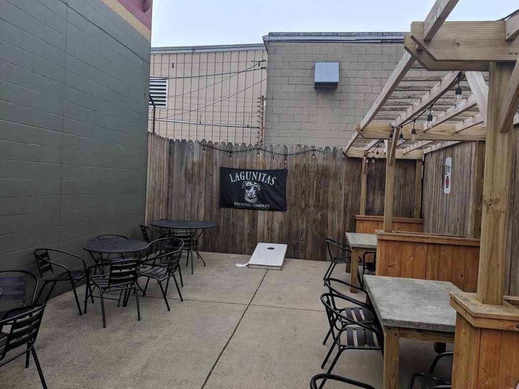 MVP Sports Bar and Grille | restaurant | 6923 Plainfield Rd, Cincinnati, OH 45236, USA | 5137941400 OR +1 513-794-1400