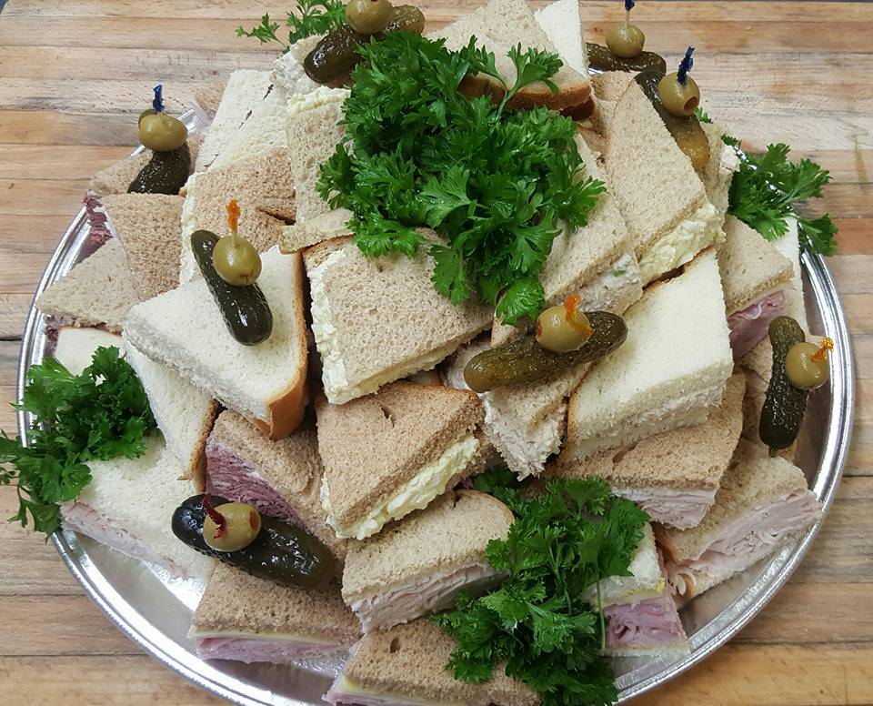 Edelweiss Delicatessen & Caterers | restaurant | 86 E Main St, Kings Park, NY 11754, USA | 6315445404 OR +1 631-544-5404