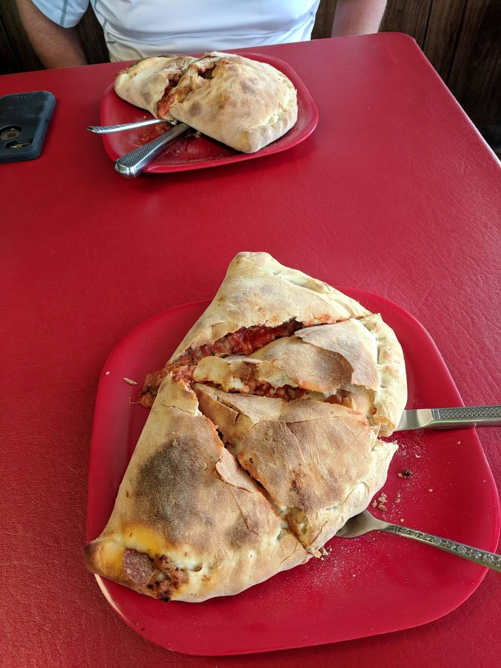 Alfanos Pizza | restaurant | 2700 11th, Rock Island, IL 61201, USA | 3097949597 OR +1 309-794-9597