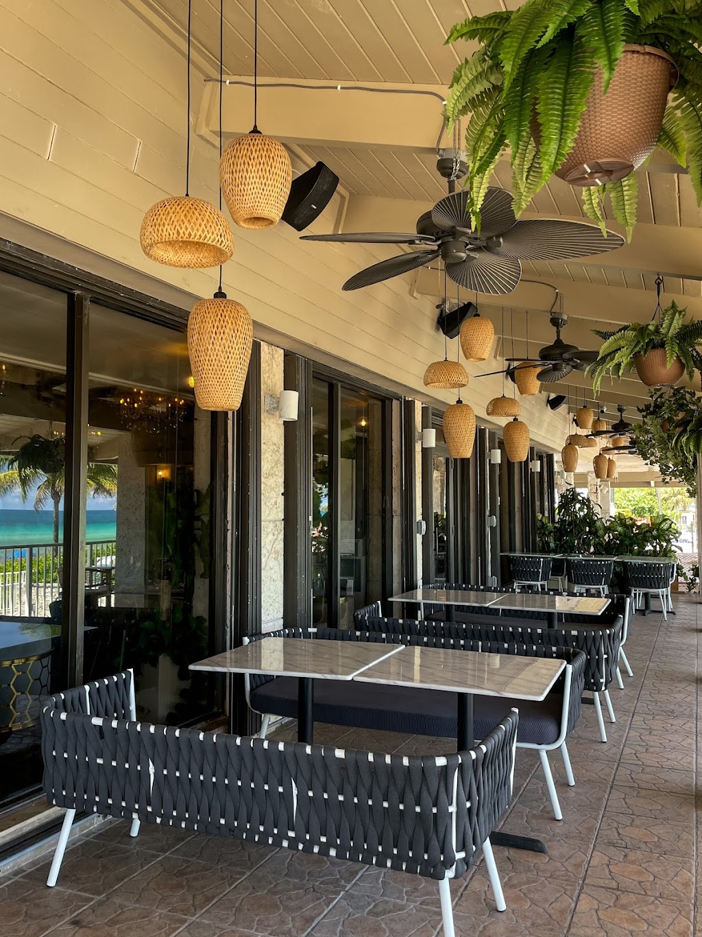 Mia Oceanfront | restaurant | 1960 S Ocean Dr, Hallandale Beach, FL 33009, USA | 9542512658 OR +1 954-251-2658