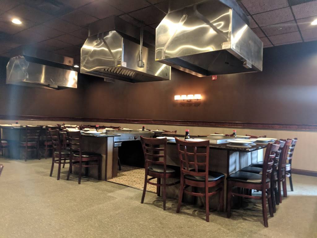 Fujiyama | restaurant | 35840 Chester Rd, Avon, OH 44011, USA | 4409373888 OR +1 440-937-3888