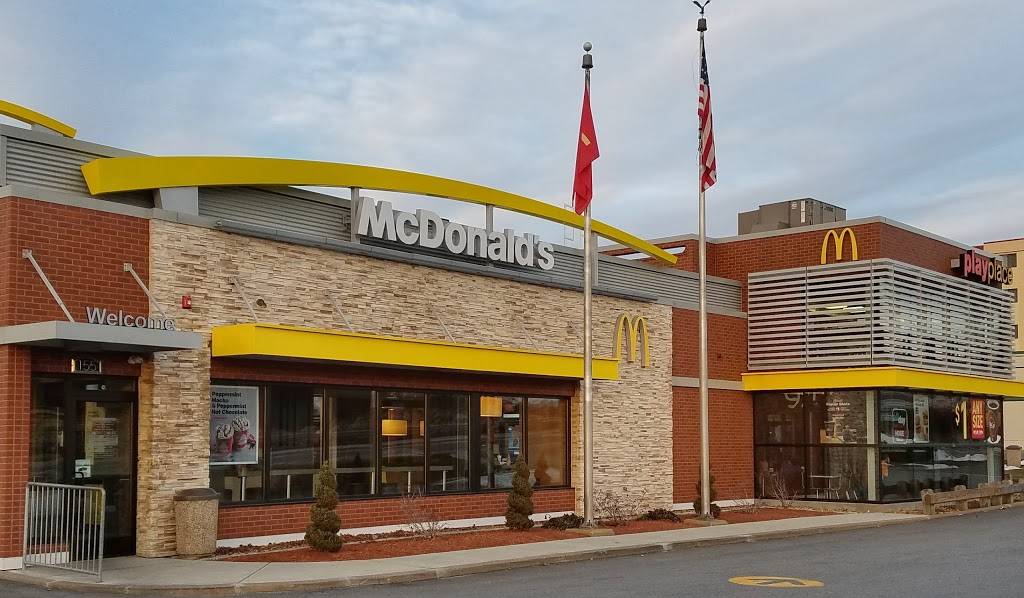 McDonalds | cafe | 155 Boston Post Rd E W, Marlborough, MA 01752, USA | 5084857250 OR +1 508-485-7250