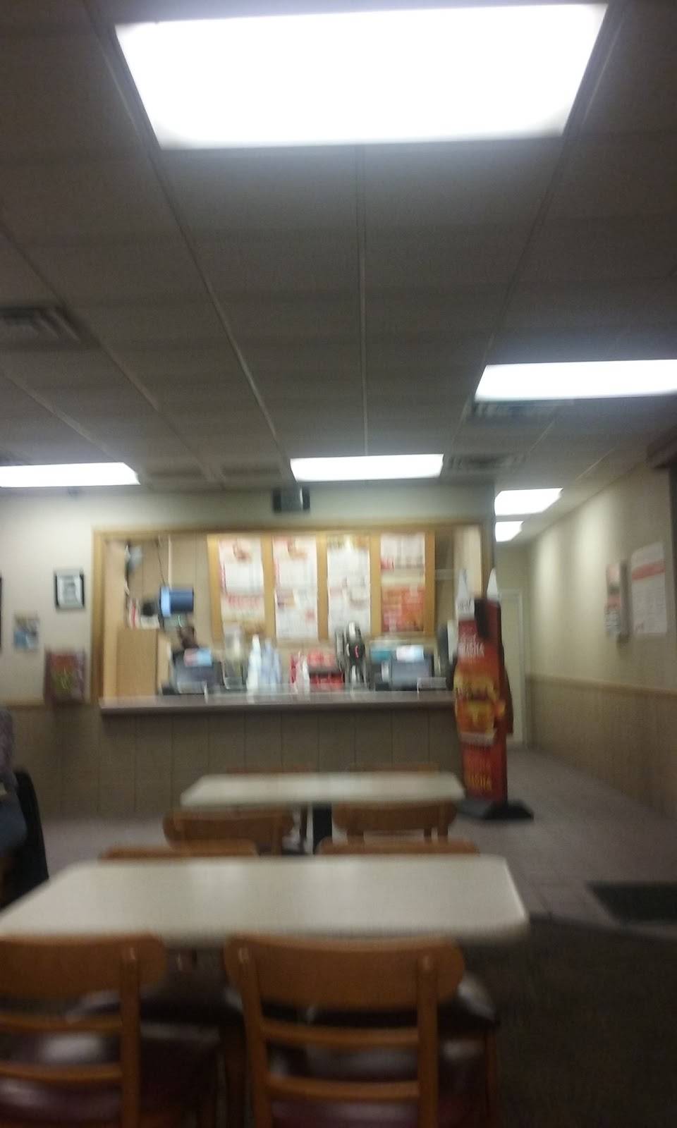 Wendys | restaurant | 27400 Chagrin Blvd, Cleveland, OH 44122, USA | 2163427145 OR +1 216-342-7145