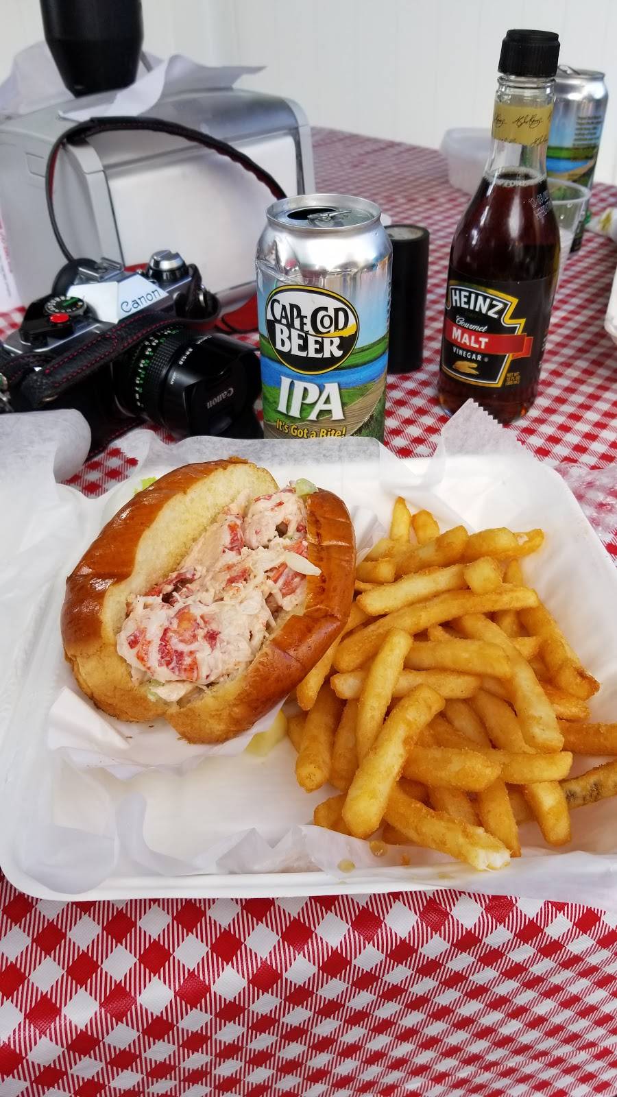 Breakwater Fish & Lobster Market | restaurant | 235 Underpass Rd, Brewster, MA 02631, USA | 5088967080 OR +1 508-896-7080