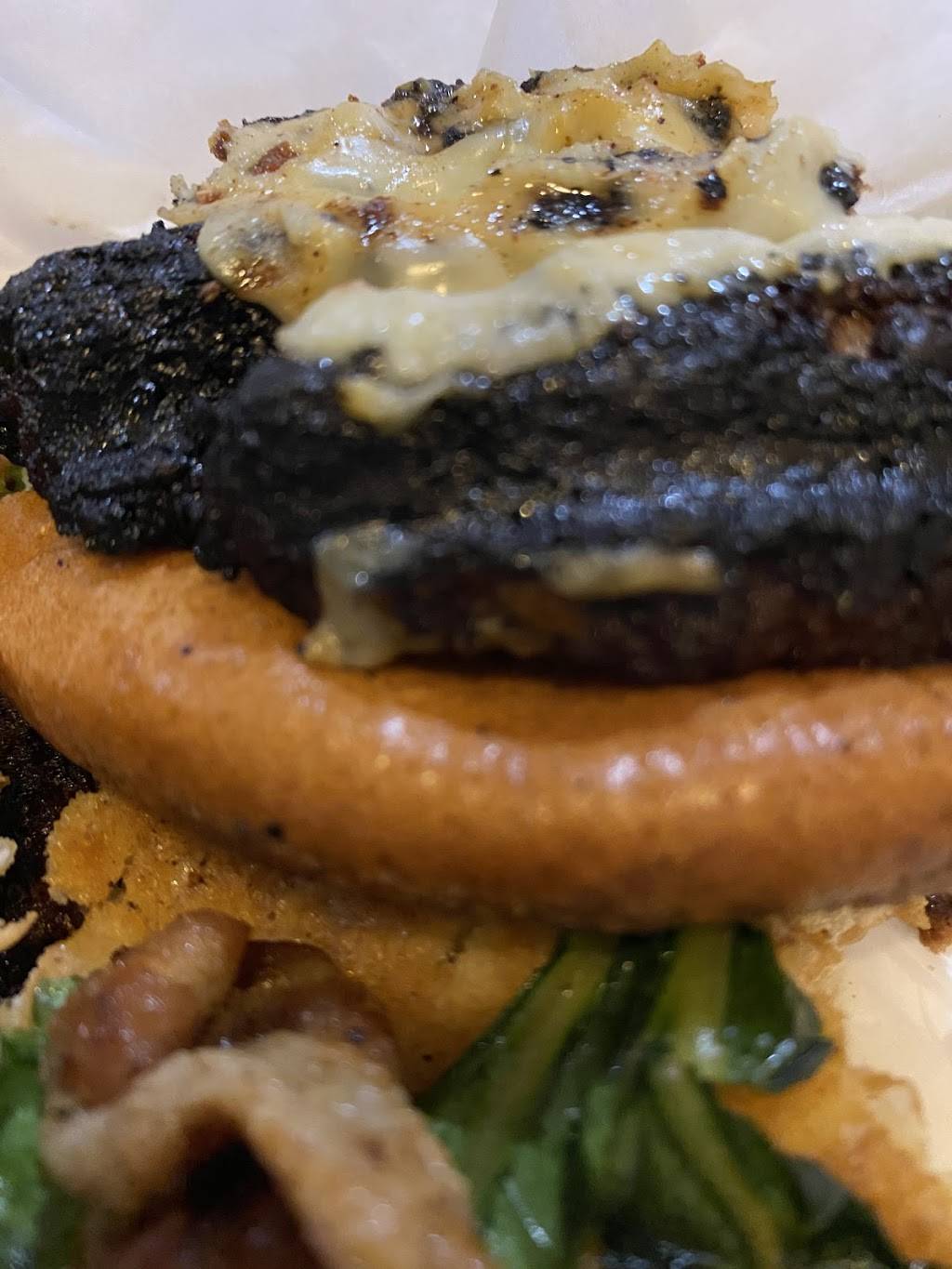 The Original Hot Dog Factory | restaurant | 125 N 15th St, Philadelphia, PA 19102, USA | 2153092799 OR +1 215-309-2799