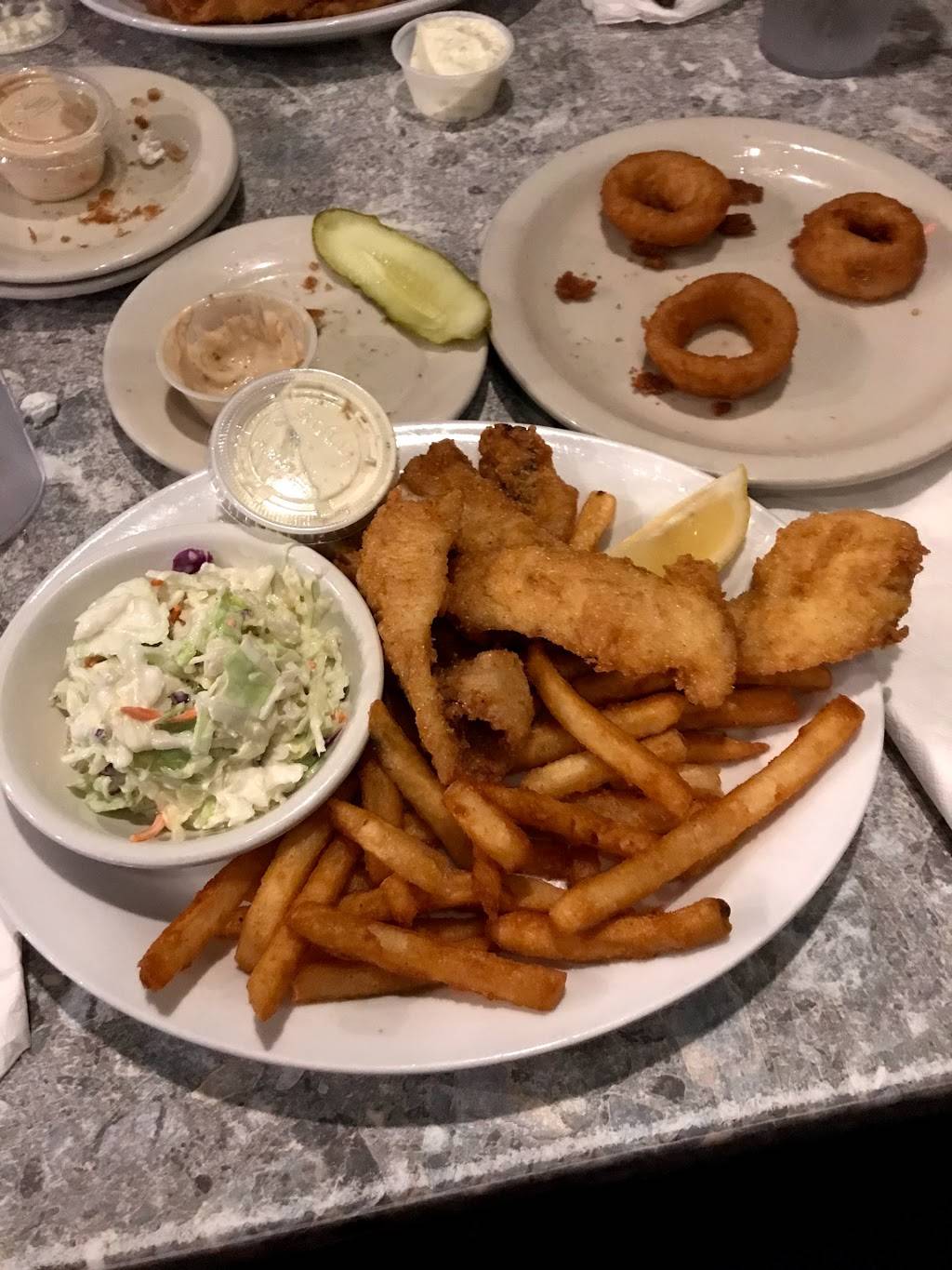 Rod and Reel Pier | restaurant | 875 N Shore Dr, Anna Maria, FL 34216, USA | 9417781885 OR +1 941-778-1885