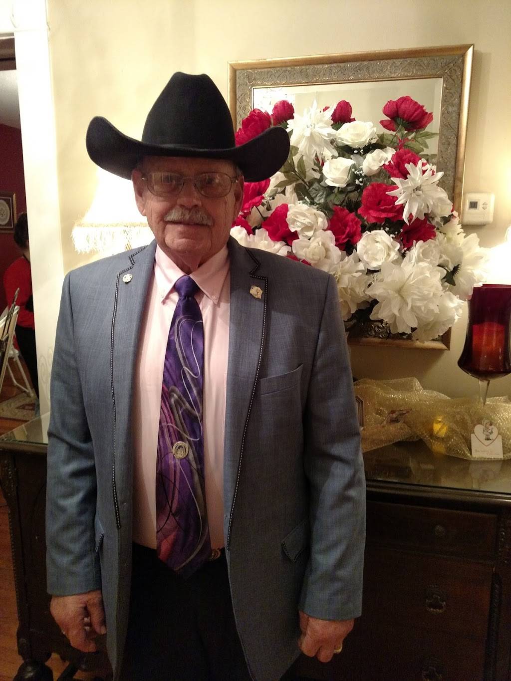 Patch Manor | restaurant | 201 S Ramsey St, Manchester, TN 37355, USA | 9317284430 OR +1 931-728-4430