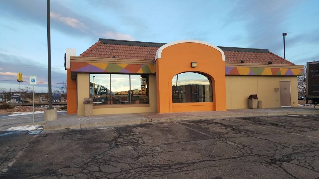 Taco Bell | meal takeaway | 441 E Hwy 105, Monument, CO 80132, USA | 7194880190 OR +1 719-488-0190