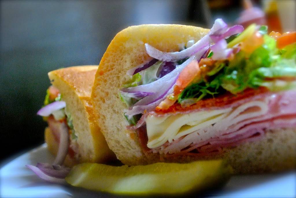 Sals Pizza | restaurant | 5752 Three Notched Rd, Crozet, VA 22932, USA | 4348231611 OR +1 434-823-1611