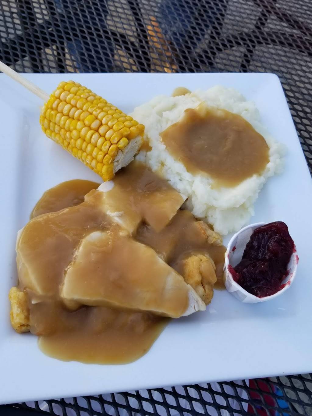 Kathy Mays Lakeview Cafe | cafe | 6622 Lakeview Dr, Huntington Beach, CA 92648, USA | 7148427700 OR +1 714-842-7700