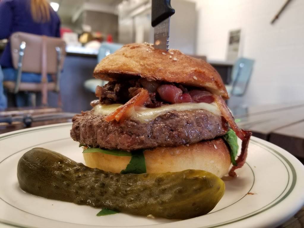 The Bates Farm Kitchen | restaurant | 3708 Columbus Ave #7B, Sandusky, OH 44870, USA | 4195020020 OR +1 419-502-0020