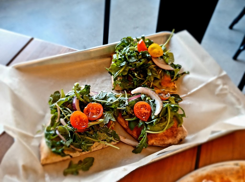 Posto Pizza | restaurant | 41 Blake Blvd, Celebration, FL 34747, USA | 3219394300 OR +1 321-939-4300