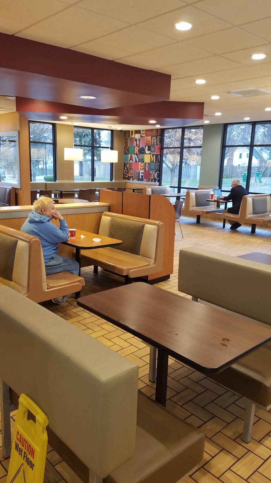 McDonalds | cafe | 6645 Lyndale Ave S, Richfield, MN 55423, USA | 6128662086 OR +1 612-866-2086