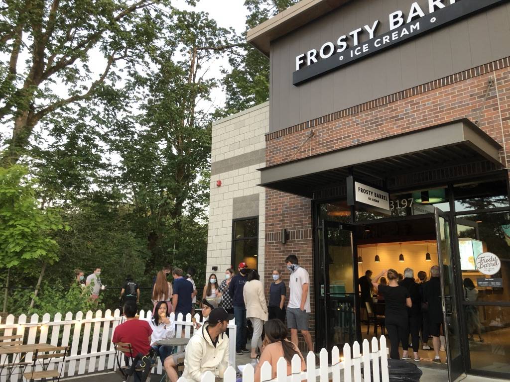 Frosty Barrel | restaurant | 13197 Newcastle Commons Dr, Newcastle, WA 98059, USA | 4258353455 OR +1 425-835-3455