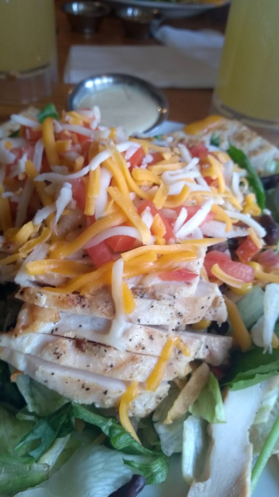 Jack in the Box | restaurant | 1148 E Coulston St, San Bernardino, CA 92408, USA | 9097964517 OR +1 909-796-4517