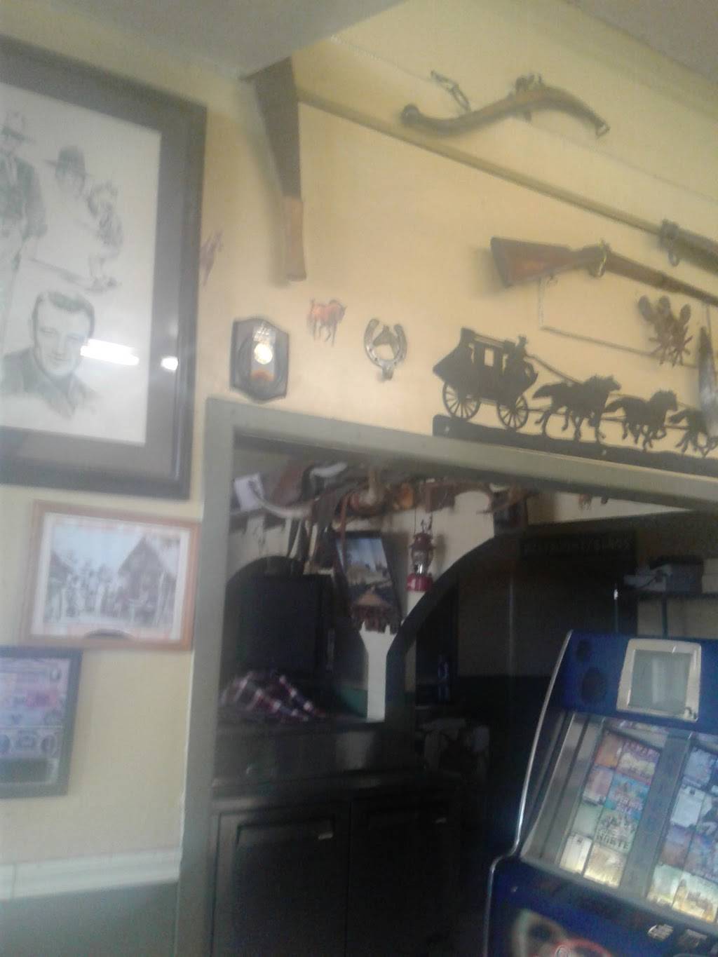 Taqueria Caporales | restaurant | 601 W Hueneme Rd, Oxnard, CA 93033, USA | 8054888800 OR +1 805-488-8800