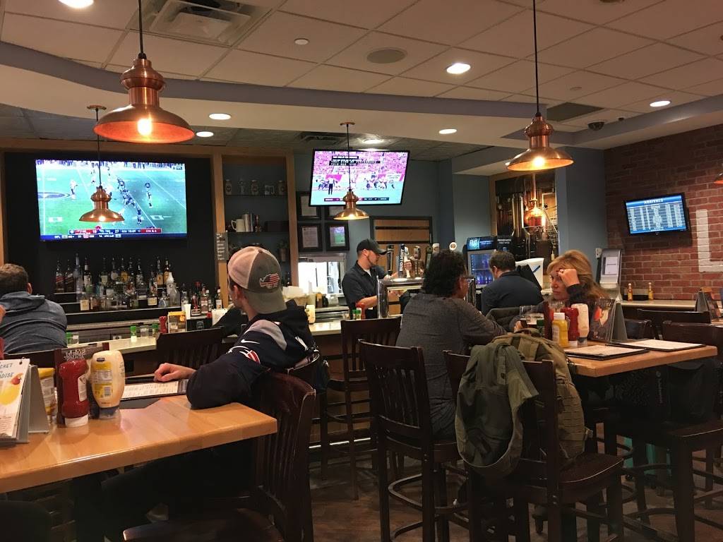 Sam Adams | restaurant | 1 Richard E Byrd Terminal Dr, Richmond, VA 23250, USA | 8042263000 OR +1 804-226-3000