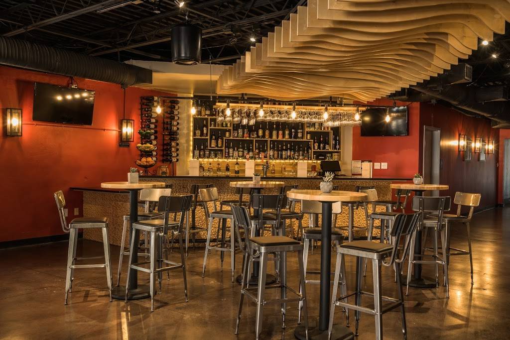 Hideaway Kitchen & Bar | restaurant | 4323 S IH 35 Frontage Rd, Austin, TX 78744, USA | 5125273007 OR +1 512-527-3007