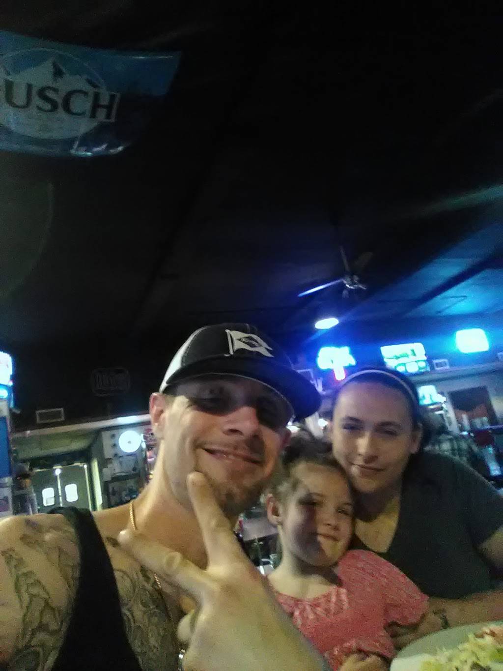 Haffys Sports Bar & Grill | restaurant | 336 Vine St, Poplar Bluff, MO 63901, USA | 5736862006 OR +1 573-686-2006