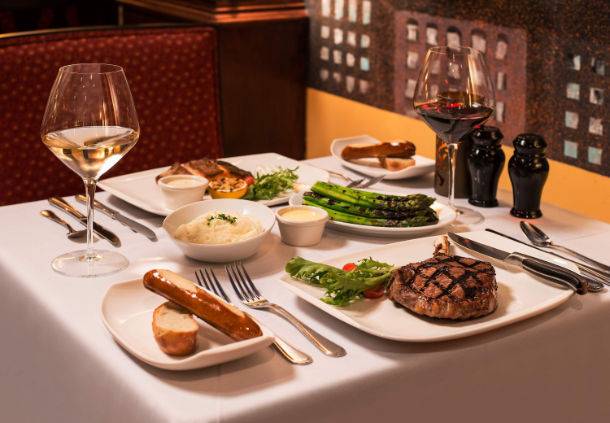 JWs Steakhouse | restaurant | 5855 W Century Blvd, Los Angeles, CA 90045, USA | 3106415700 OR +1 310-641-5700