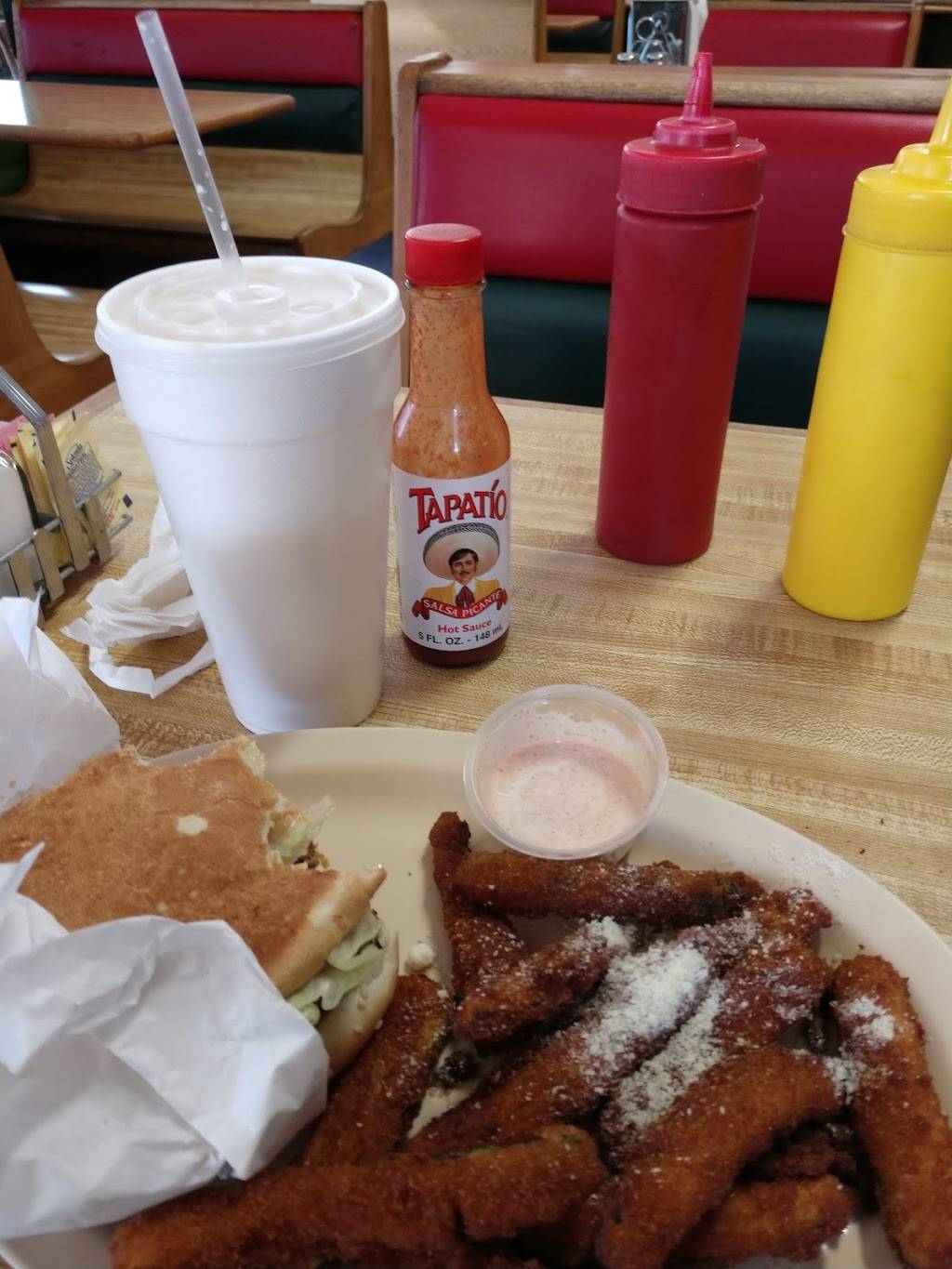 B & C Burgers | restaurant | 1868 N Placentia Ave, Placentia, CA 92870, USA | 7142235881 OR +1 714-223-5881