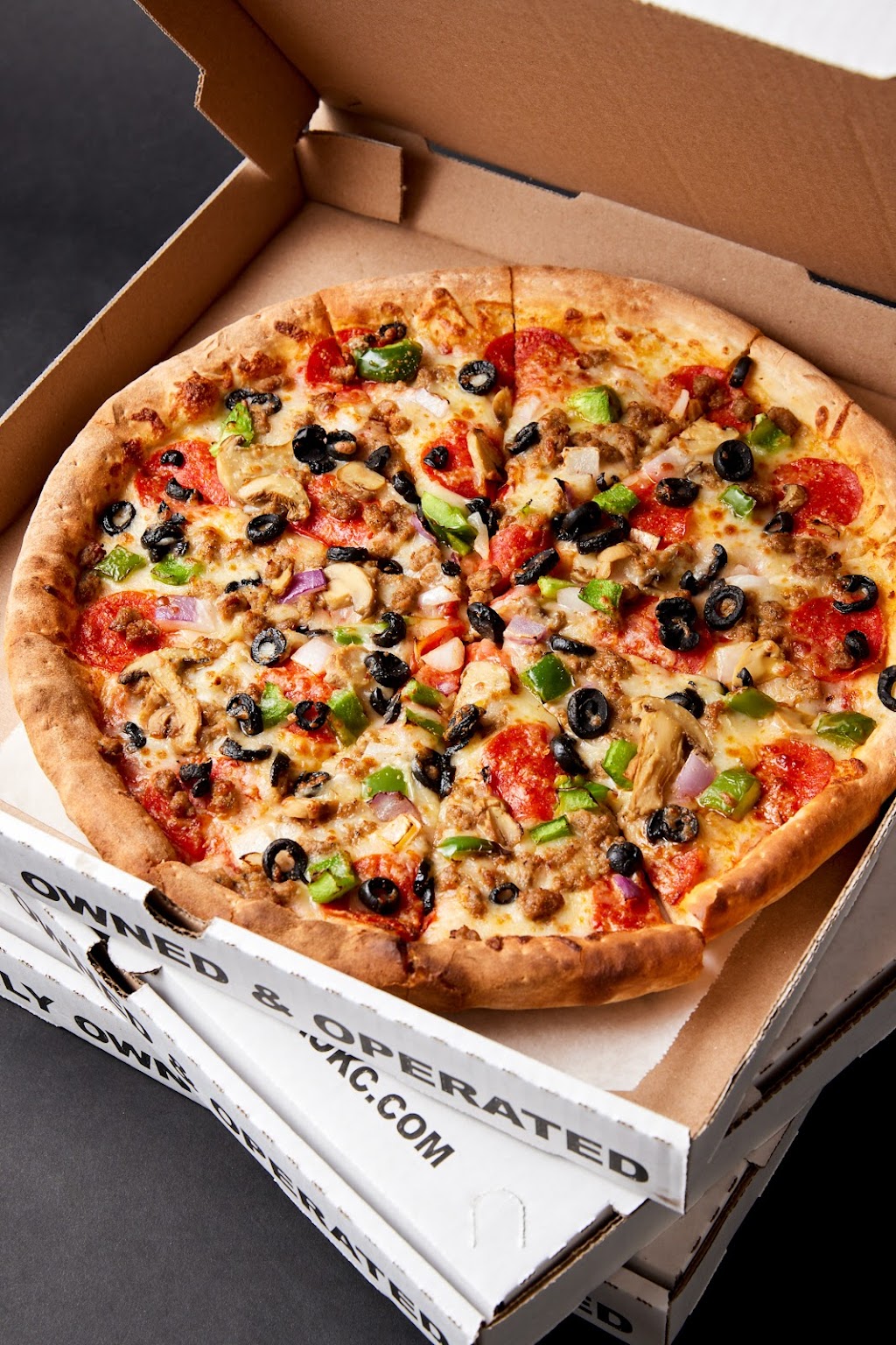 All American Pizza | meal takeaway | 1225 W I- 35 Frontage Rd, Edmond, OK 73034, USA | 4055623589 OR +1 405-562-3589